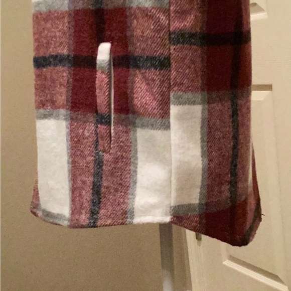 Multi-colored Shacket - Picture 3 of 8